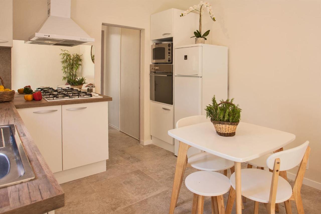 Maison Kiwi Avec Piscine Chauffee Terrasse Jardin Et Bbq A Calvi กาลวี ภายนอก รูปภาพ